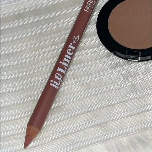 Farmasi Makeup Bundle - Picture 4 of 10